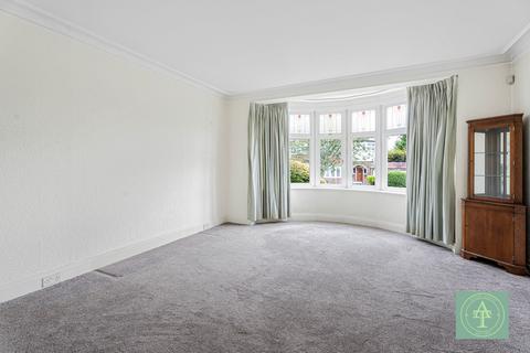 4 bedroom semi-detached house for sale, Ringwood Way, Winchmore Hill, London, N21