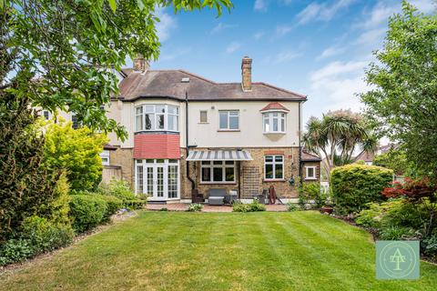 Ringwood Way, Winchmore Hill, London, N21