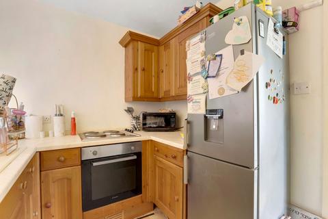 2 bedroom maisonette for sale, Carmel Gardens, Nottingham NG5