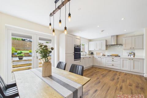 4 bedroom detached house for sale, Manor Gardens, Rhostyllen, Wrexham