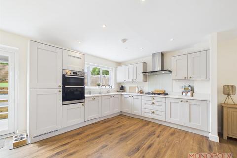 4 bedroom detached house for sale, Manor Gardens, Rhostyllen, Wrexham