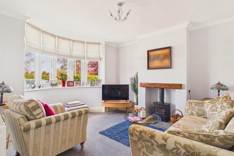 3 bedroom semi-detached house for sale, Driffield, East Riding of Yorkshire YO25