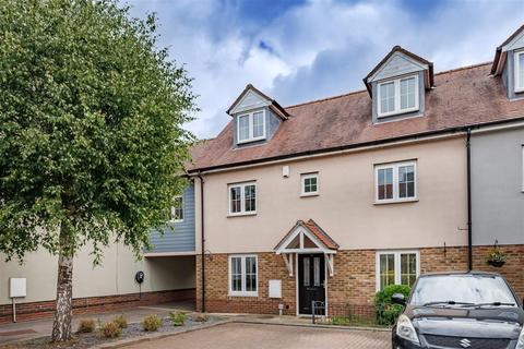5 bedroom semi-detached house for sale, Parkside, Epping