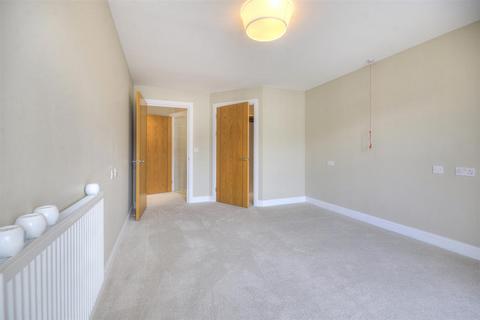 2 bedroom apartment for sale, Tudor Rose Court, South Parade, Southsea, Hampshire, PO4 0SS