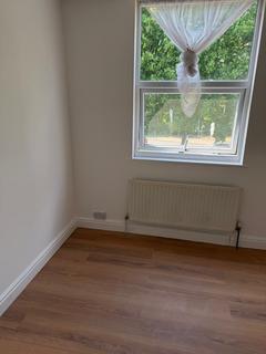 4 bedroom terraced house to rent, Tawney Road, London, London, SE288EF
