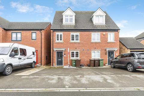 3 bedroom semi-detached house for sale, Silkstone Road, Featherstone, Pontefract