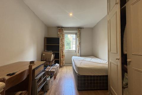 3 bedroom flat to rent, Hildyard Road,  London, SW6