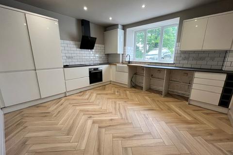 3 bedroom end of terrace house to rent, Lower Clicker Road, Liskeard, PL14