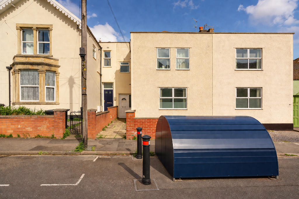 Apartment in Bristol, Wapping Wharf, Southville