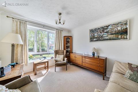 1 bedroom flat for sale, Thicket Road, Sutton