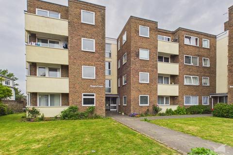 2 bedroom apartment for sale, Regis Court, High Street