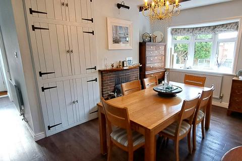 3 bedroom detached house for sale, Bowling Green, Lymington SO41