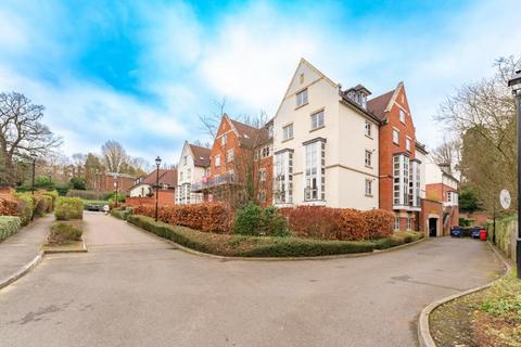 2 bedroom apartment for sale, Cottage Close, HA2