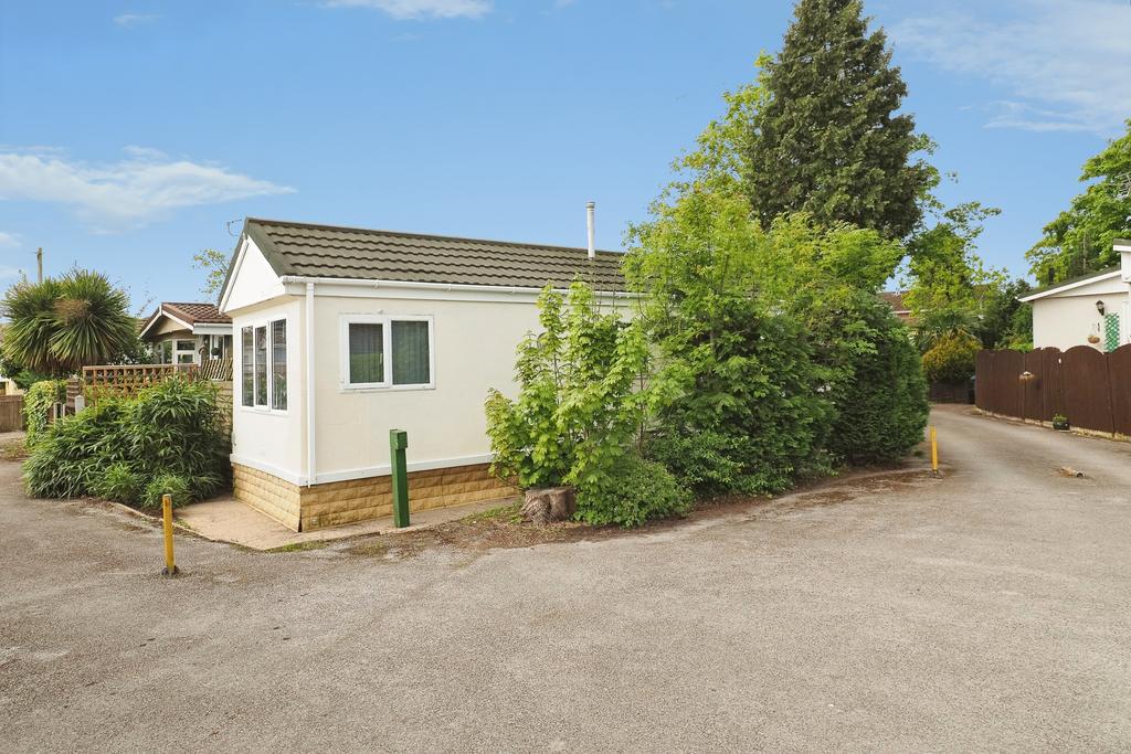 House in Rushcliffe, Lady Bay