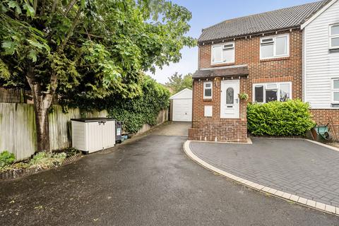 3 bedroom semi-detached house for sale, Brindles Field, Tonbridge, TN9