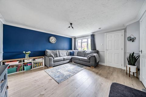 3 bedroom semi-detached house for sale, Brindles Field, Tonbridge, TN9