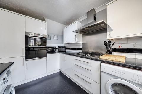 3 bedroom semi-detached house for sale, Brindles Field, Tonbridge, TN9