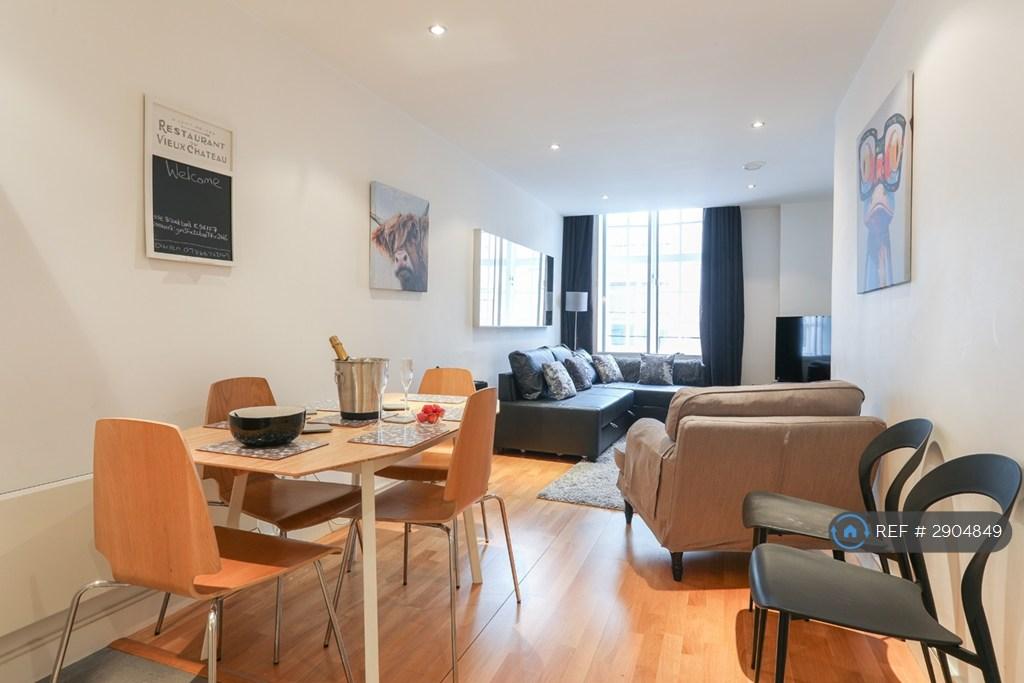 Apartment in Leeds, Lovell Park, West Yorkshire - View 2