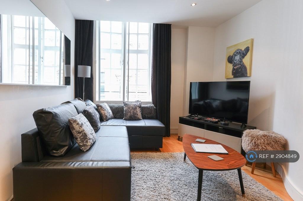 Apartment in Leeds, Lovell Park, West Yorkshire - View 5