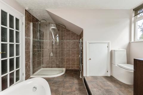 5 bedroom detached house for sale, Fifers Lane, Norwich
