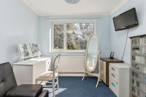 5 bedroom detached house for sale, Fifers Lane, Norwich