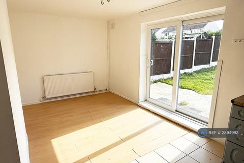 3 bedroom semi-detached house to rent, Flanderwell Lane, Rotherham, S66