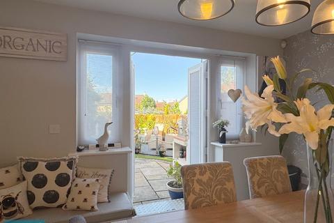 3 bedroom detached house for sale, Cornish Close, Taunton