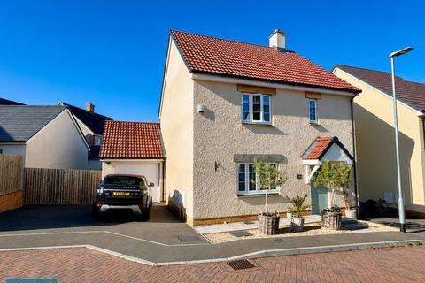 3 bedroom detached house for sale, Cornish Close, Taunton