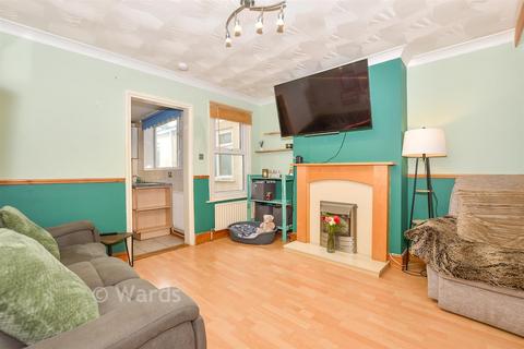 3 bedroom terraced house for sale, Malling Road, Snodland ME6