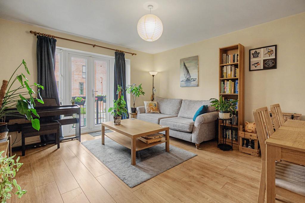 Apartment in Oxford, Cowley - View 5