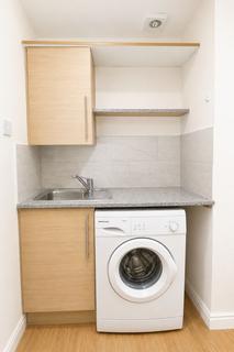 Studio to rent, Flat in Edmonton N9 - * INCLUSIVE OF ALL THE BILLS *