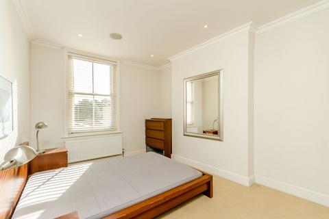2 bedroom flat to rent, Balham High Road, Wandsworth Common, London, SW17