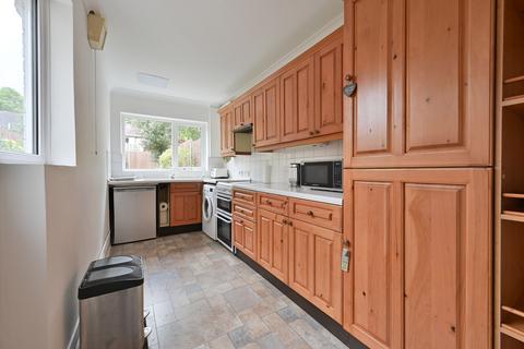Ashdon Road, Bushey, WD23