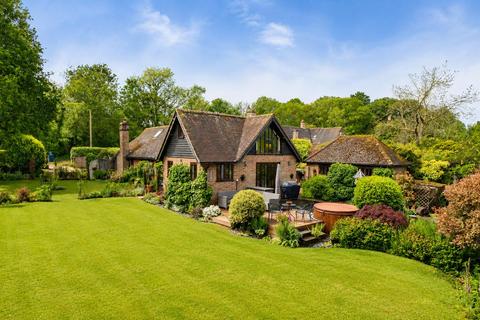 2 bedroom detached house for sale, Park Lane, Brook, Godalming