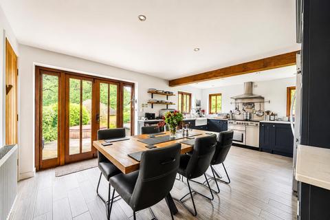 2 bedroom detached house for sale, Park Lane, Brook, Godalming