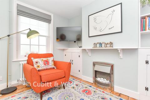 2 bedroom terraced house for sale, River Road, Arundel BN18