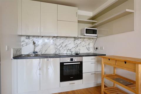 2 bedroom apartment to rent, Alaska Building, Deals Gateway, SE13