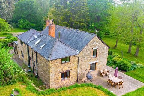 6 bedroom property with land for sale, Kingsland, Leominster, Herefordshire, HR6 9QE