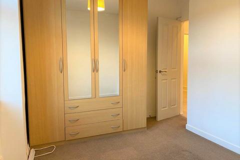 2 bedroom flat to rent, 43H Baldovan Terrace, ,