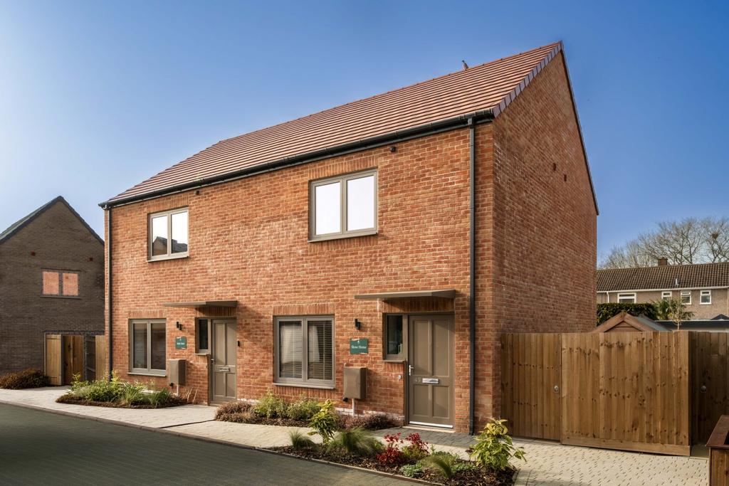 House in Oxford, Blackbird Leys - View 2