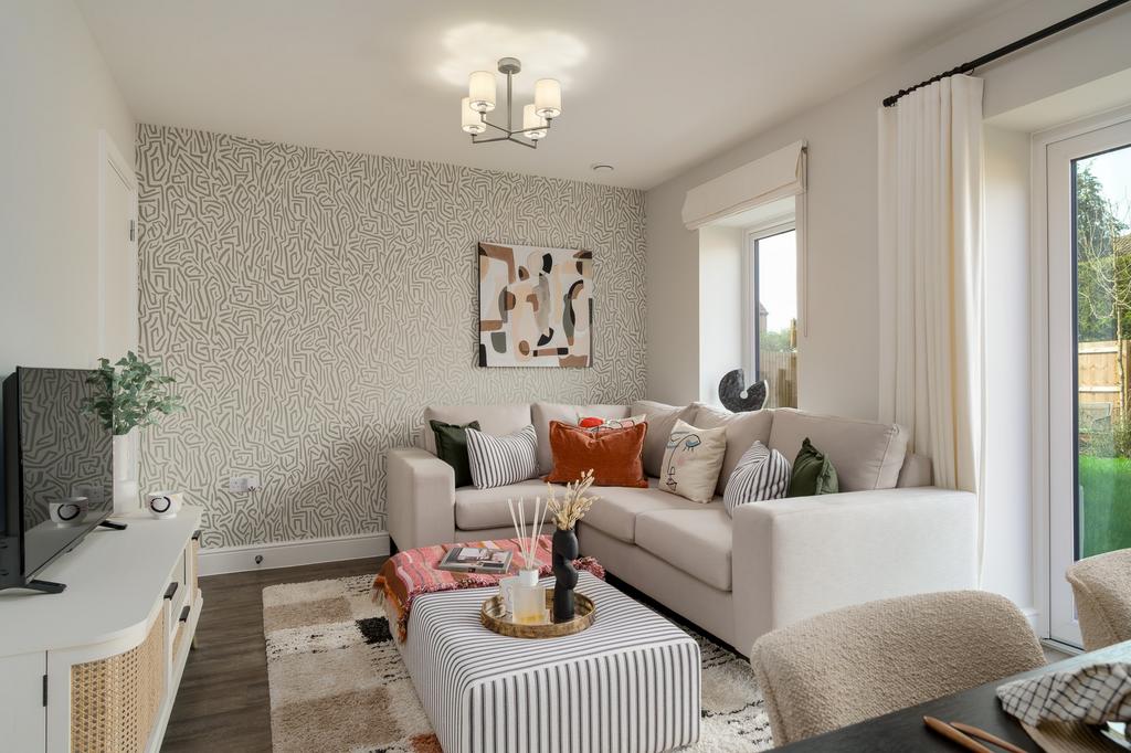 House in Oxford, Blackbird Leys - More