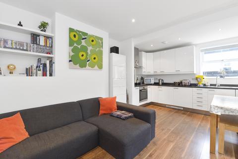 2 bedroom bungalow to rent, Quill Lane, London, SW15