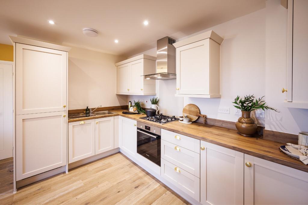 Apartment in Bristol, Horfield - View 2