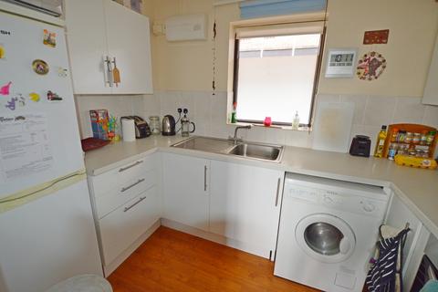 1 bedroom flat to rent, Linden Drive, Liss, GU33