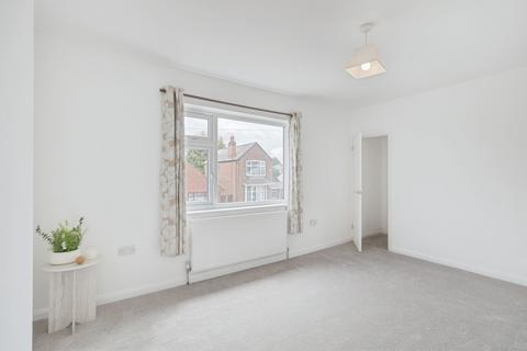3 bedroom semi-detached house for sale, Huntingdon Road, Leicester, LE4