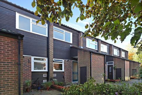 1 bedroom house to rent, Fulwood Walk, London, SW19