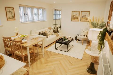 undefined, Duplex Apartment, Cranbrook High Street, Kent TN17 3HF