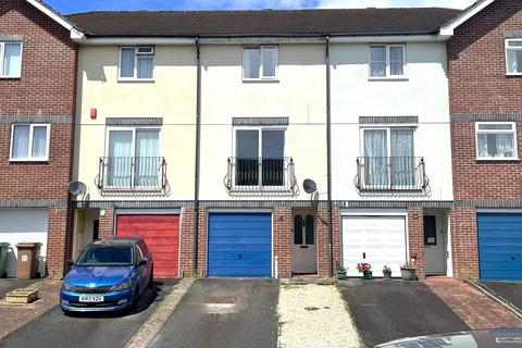 2 bedroom terraced house for sale, The Limes, Crownhill, Plymouth, Devon, PL6 5YJ