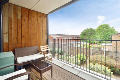 2 bedroom flat for sale, Union Road, Walthamstow, E17