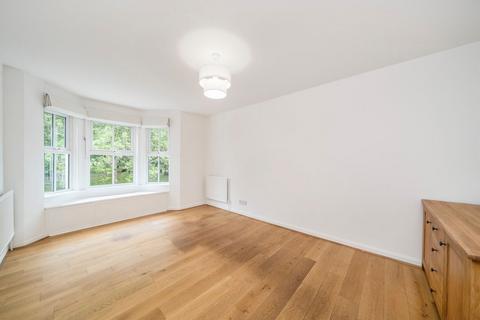 1 bedroom flat to rent, Cadogan Terrace, London E9